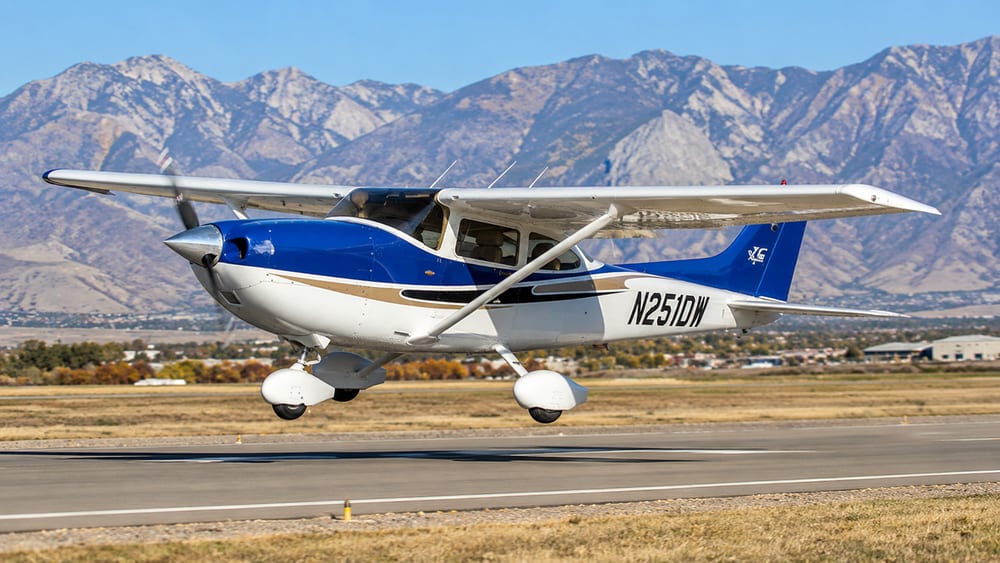 Cessna 182 Skylane — High-Performance Single at Aerotech Aviation, KSVR