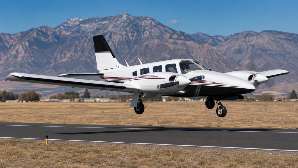 Piper Seneca II — Twin-Engine Advanced Trainer at Aerotech Aviation, KSVR
